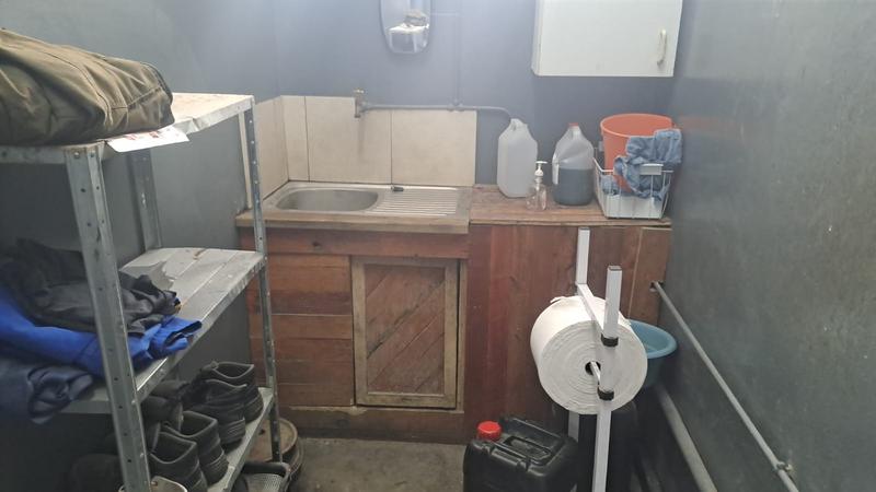 To Let commercial Property for Rent in Deal Party Eastern Cape